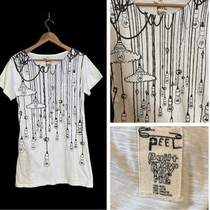 Peel Longline Tee with Artistic Light Bulb Design-Size Small